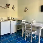 Luigi Apartments&rooms 게스트하우스 4*