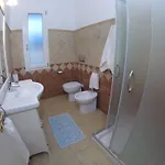 Luigi Apartments&rooms