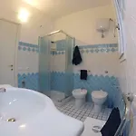 Luigi Apartments&rooms 게스트하우스 4*