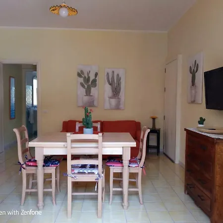 Luigi Apartments&rooms 4*