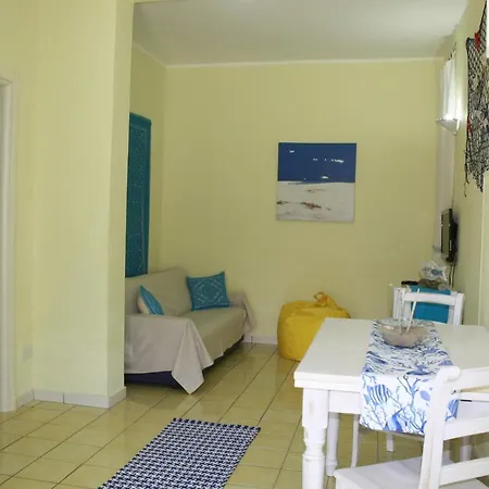 Casa de hóspedes Luigi Apartments&rooms 4*