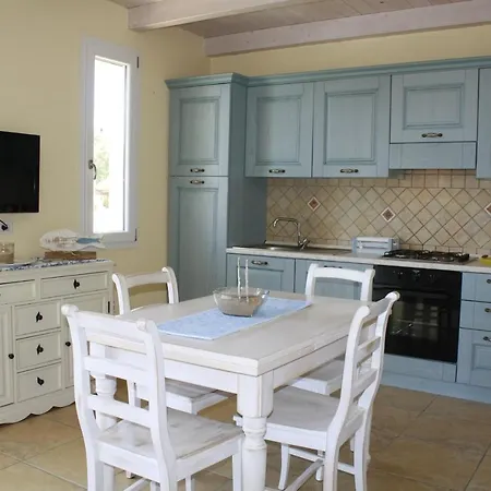 Luigi Apartments&rooms Guest house