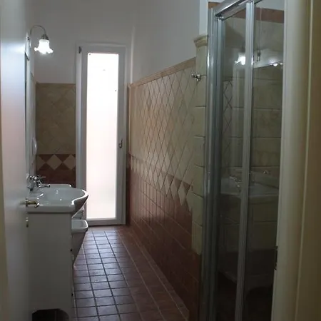 Luigi Apartments&rooms プーラ