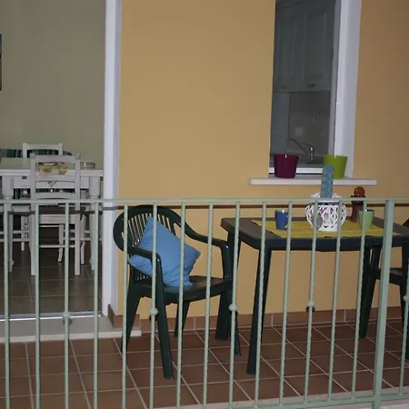 Πανσιόν Luigi Apartments&rooms Pula