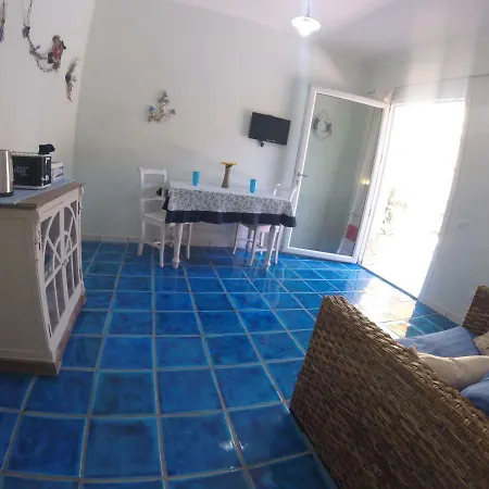Luigi Apartments&rooms