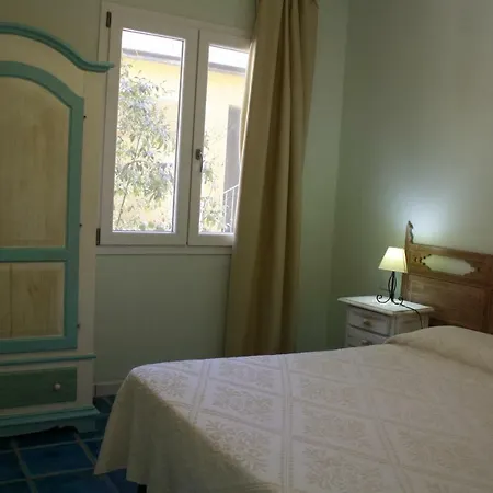 Guest house Luigi Apartments&rooms 3*